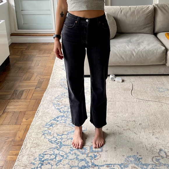 SOLD Levi’s Ribcage Straight, no back pockets | Size 26 | black - Picture 7 of 8